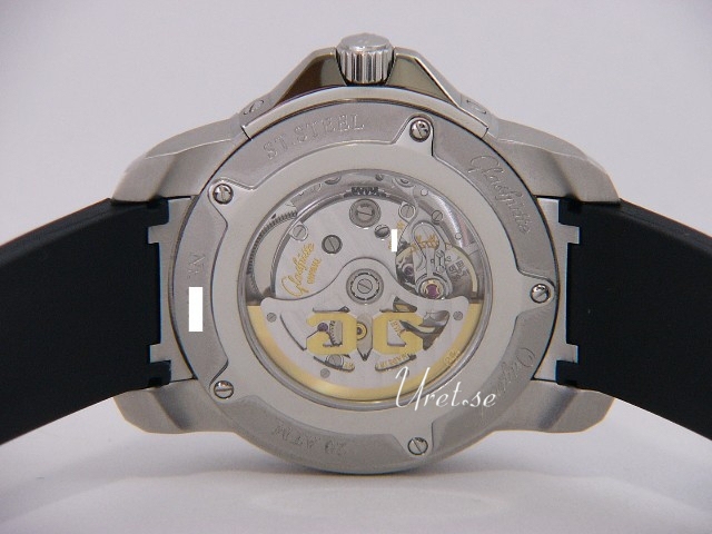 glashutte-original-sport-39-42-44-04-04_j_LRG.jpg